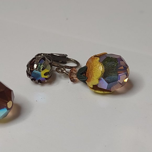 Very Awesome Vintage Glass Bead Dangling Fruit Clip On Earrings - Picture 9 of 16